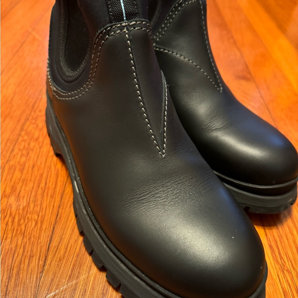 Prada Chelsea Boots - Black Leather - Size 9 - New - Picture 8 of 12